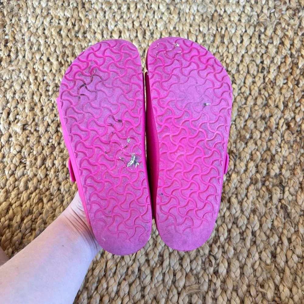 Birkenstock Arizona EVA Neon‎ Pink Sandals Kids Size 34 US 3 Waterproof Slide